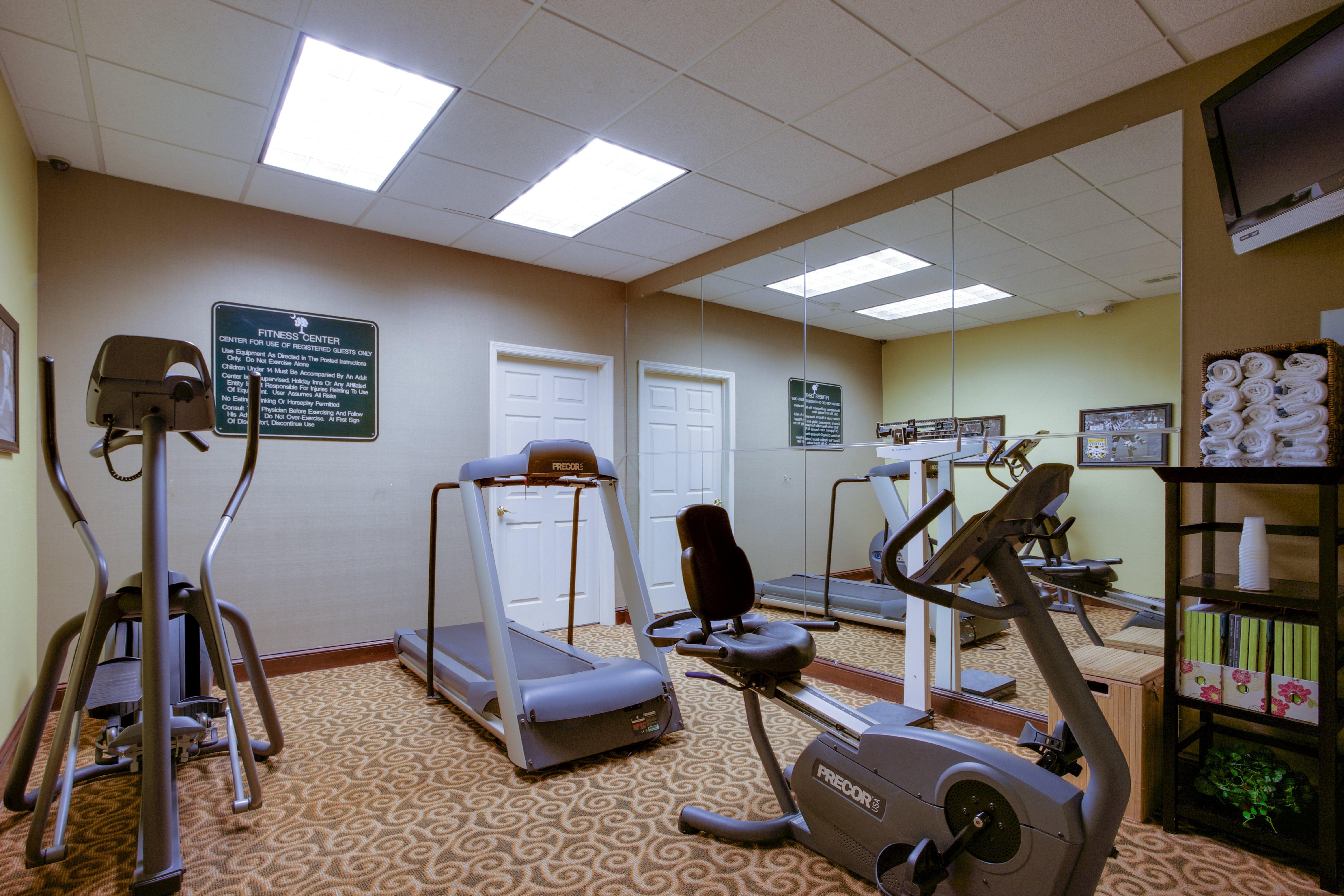 Holiday Inn Express Hotel & Suites Charleston-Ashley Phosphate By Ihg North Charleston Exteriör bild