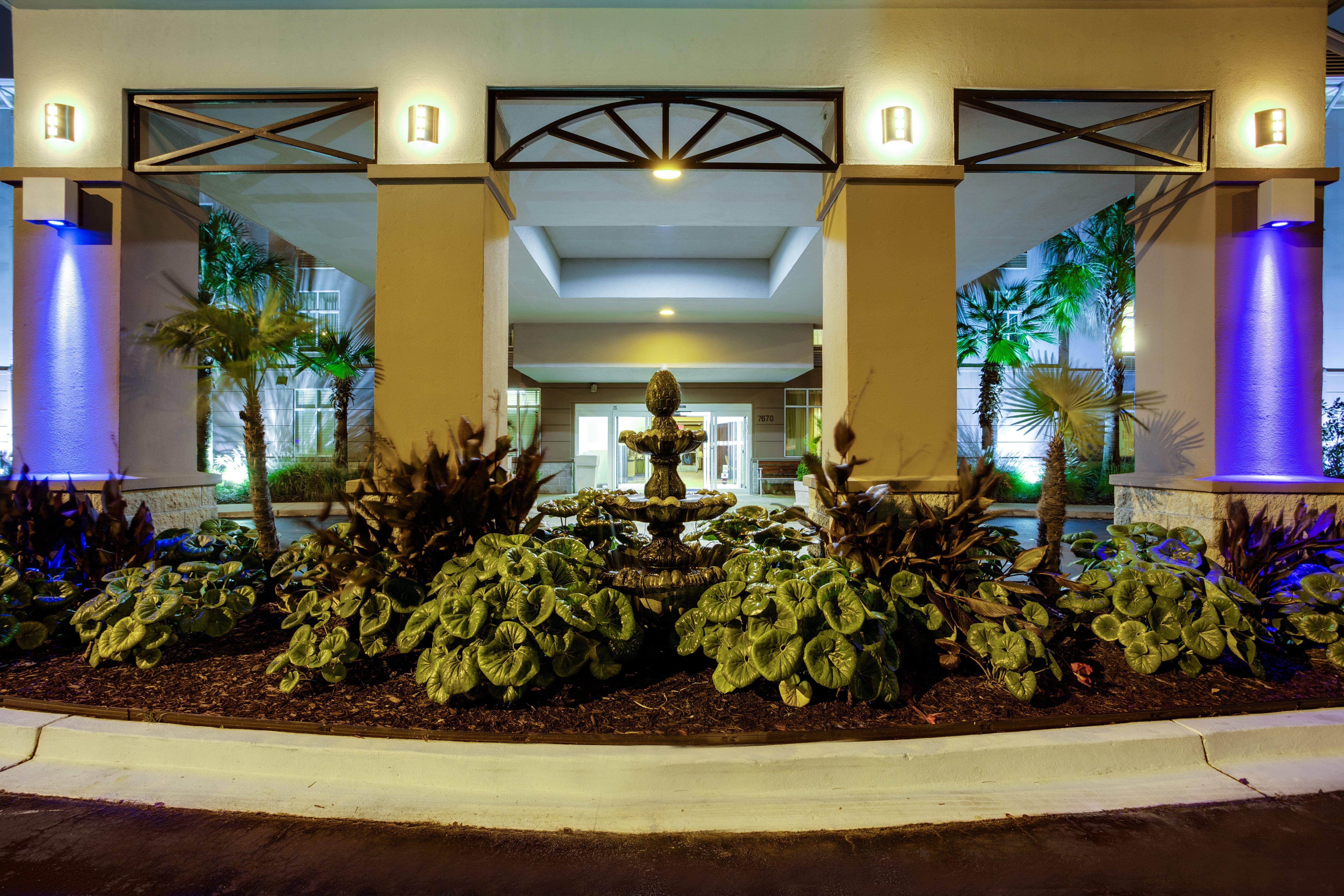 Holiday Inn Express Hotel & Suites Charleston-Ashley Phosphate By Ihg North Charleston Exteriör bild