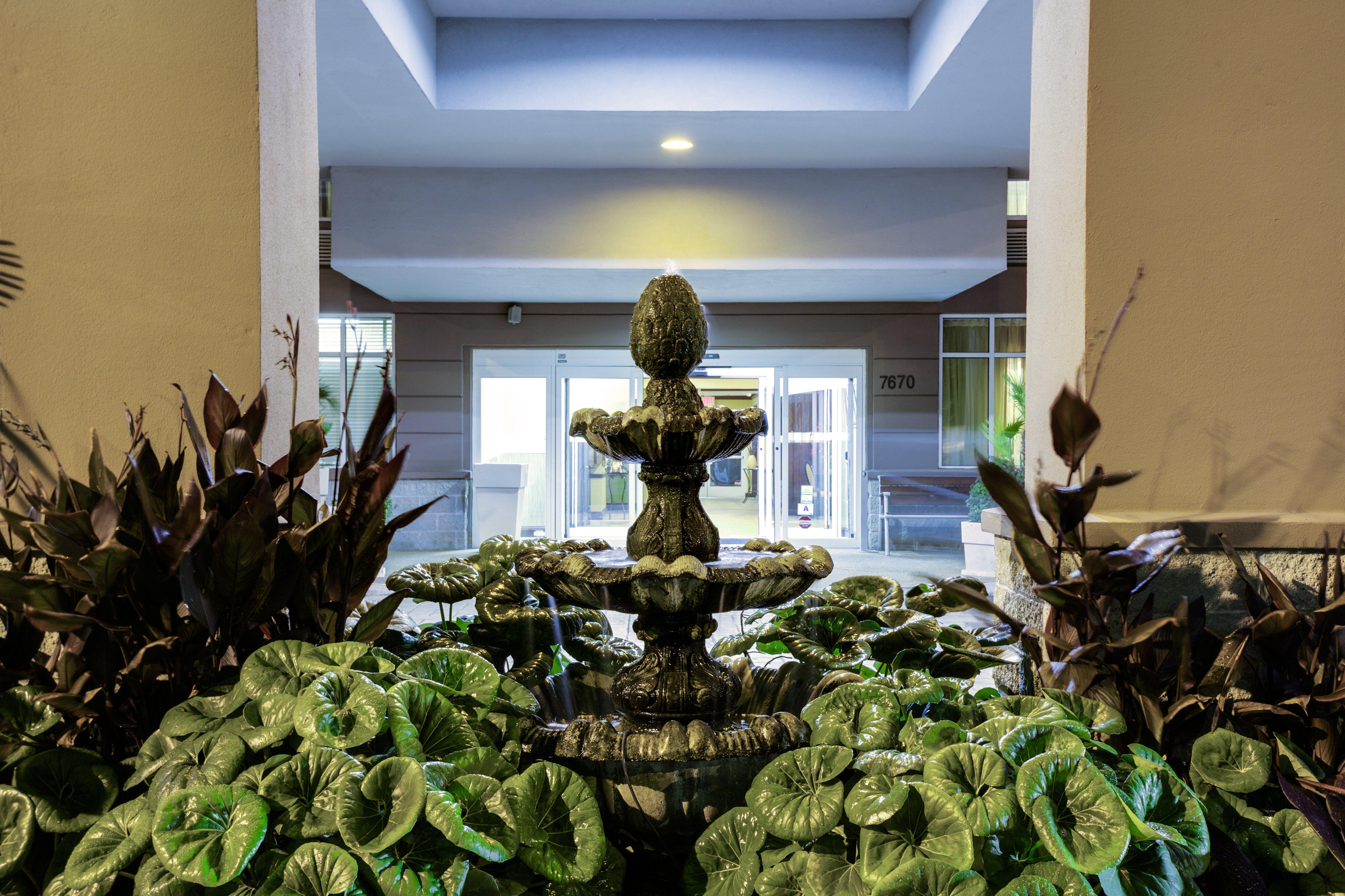 Holiday Inn Express Hotel & Suites Charleston-Ashley Phosphate By Ihg North Charleston Exteriör bild