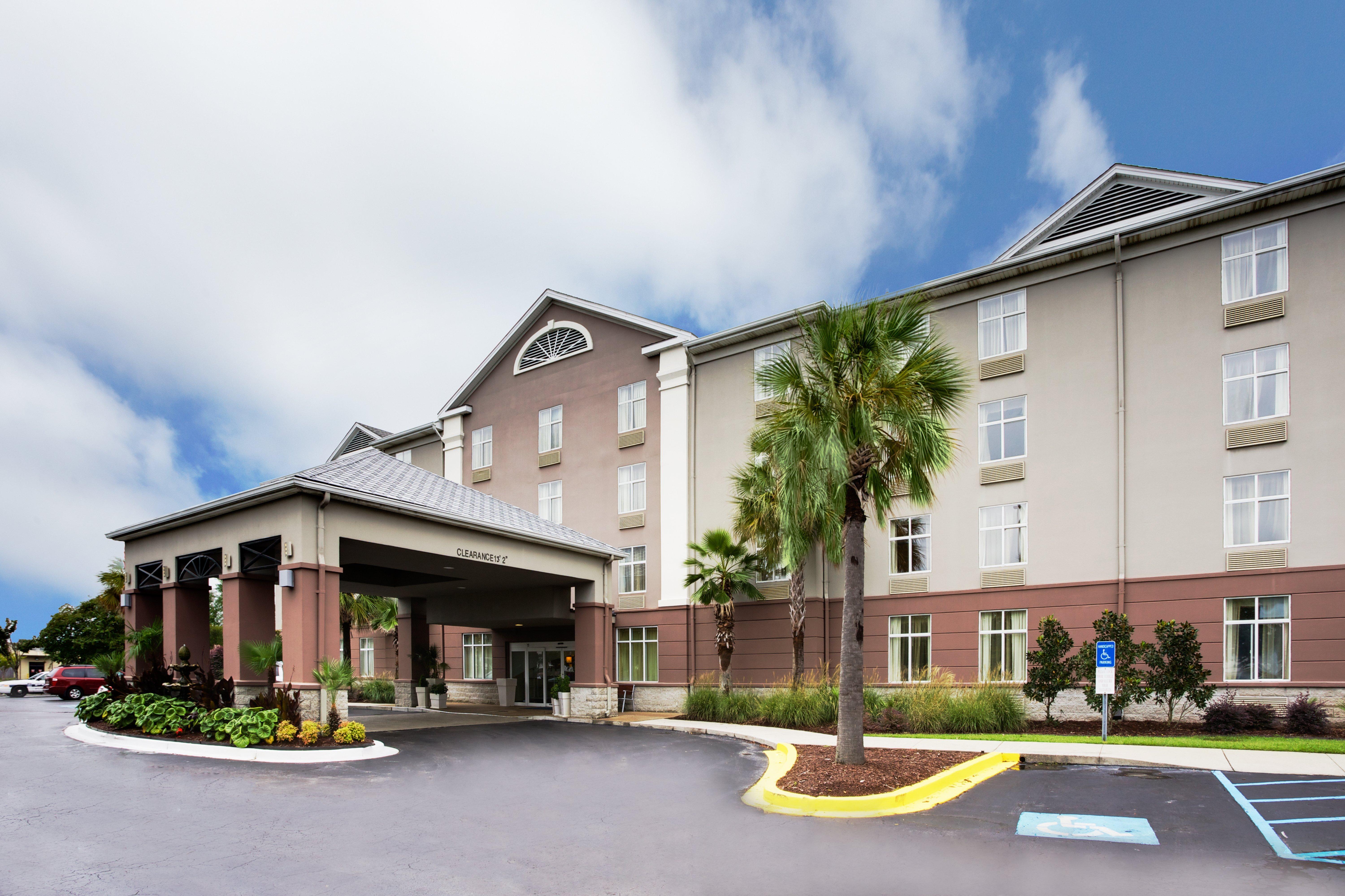 Holiday Inn Express Hotel & Suites Charleston-Ashley Phosphate By Ihg North Charleston Exteriör bild
