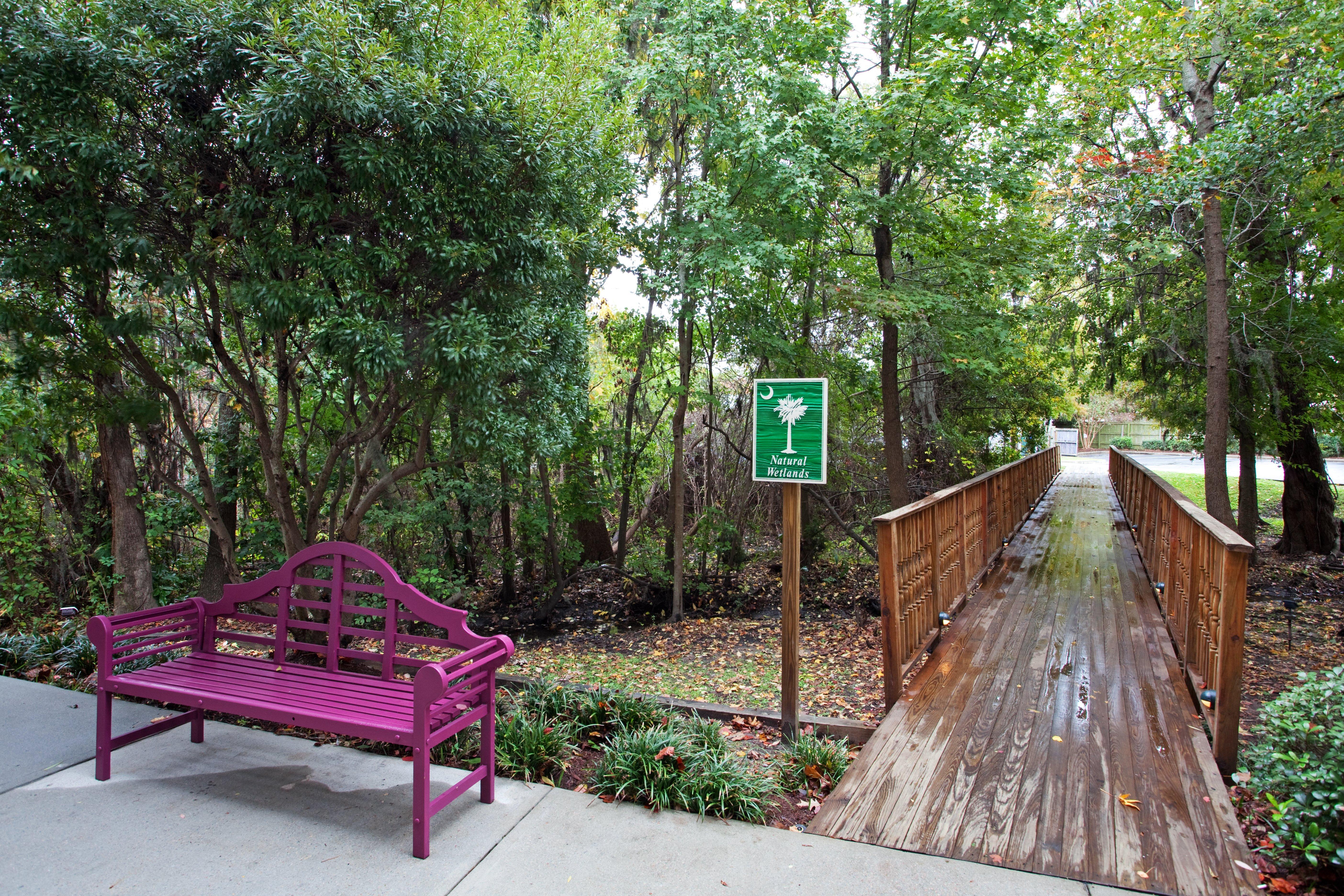 Holiday Inn Express Hotel & Suites Charleston-Ashley Phosphate By Ihg North Charleston Exteriör bild