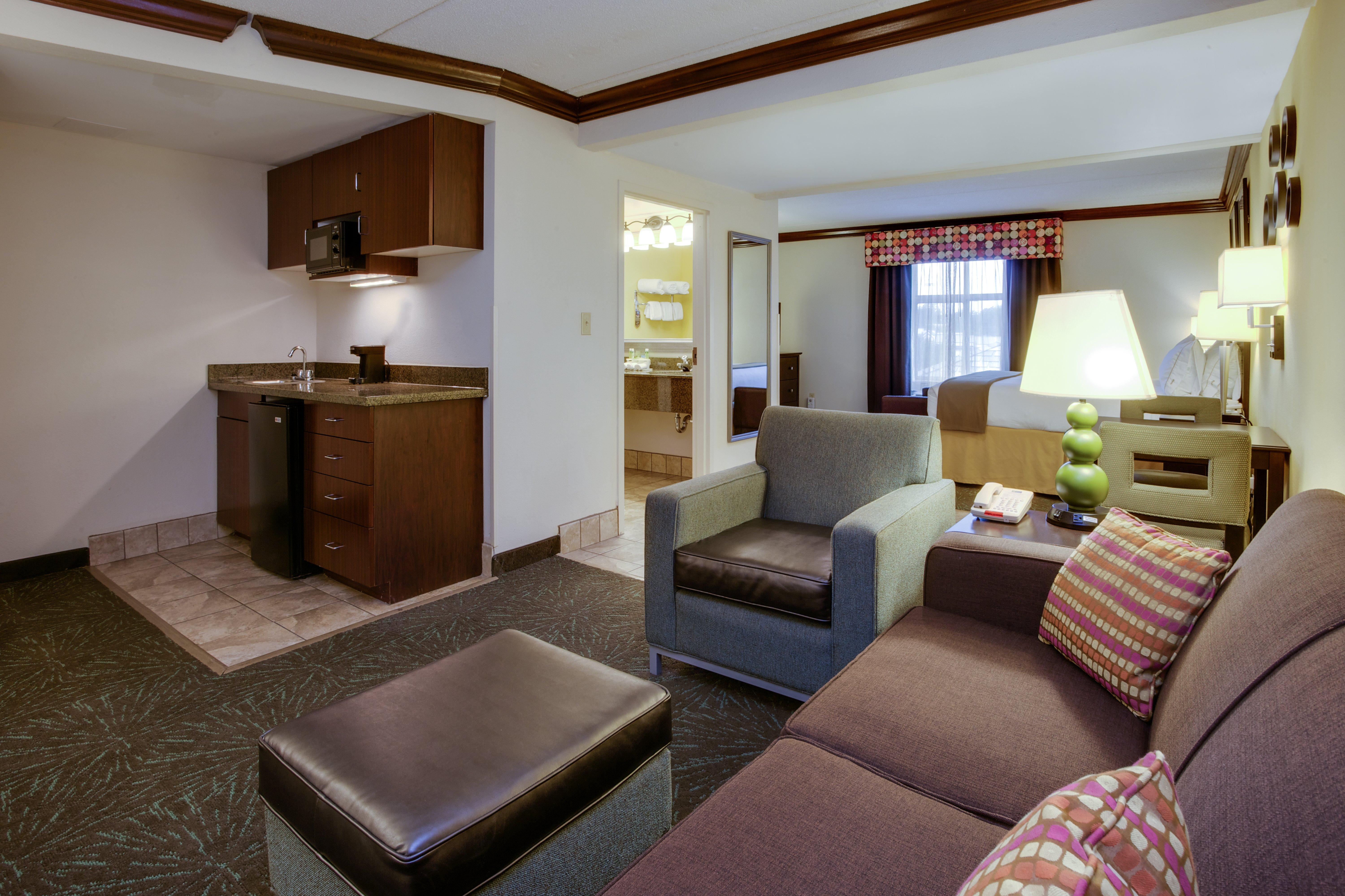 Holiday Inn Express Hotel & Suites Charleston-Ashley Phosphate By Ihg North Charleston Exteriör bild