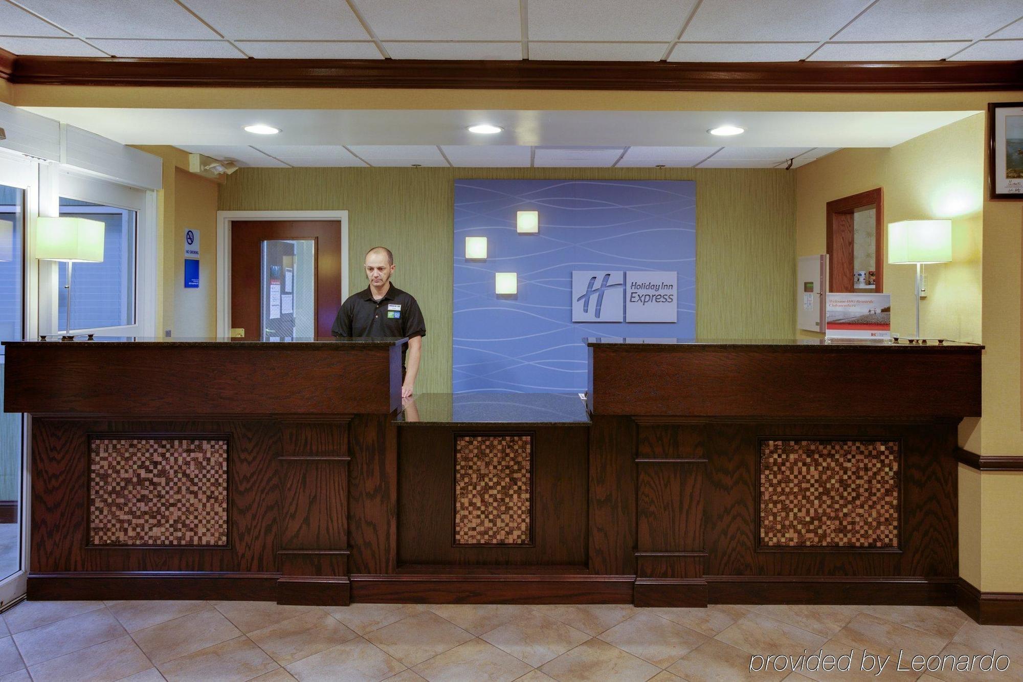 Holiday Inn Express Hotel & Suites Charleston-Ashley Phosphate By Ihg North Charleston Exteriör bild