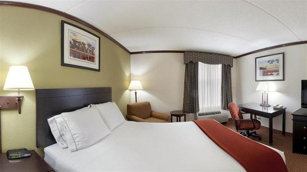 Holiday Inn Express Hotel & Suites Charleston-Ashley Phosphate By Ihg North Charleston Exteriör bild